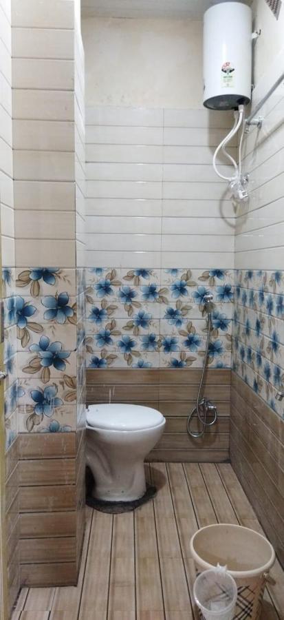 אויאיין Shree Gajlaxmi Hotel Walking Distance From Mahakaleswar מראה חיצוני תמונה