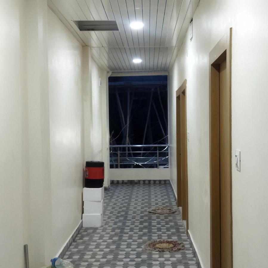 אויאיין Shree Gajlaxmi Hotel Walking Distance From Mahakaleswar מראה חיצוני תמונה